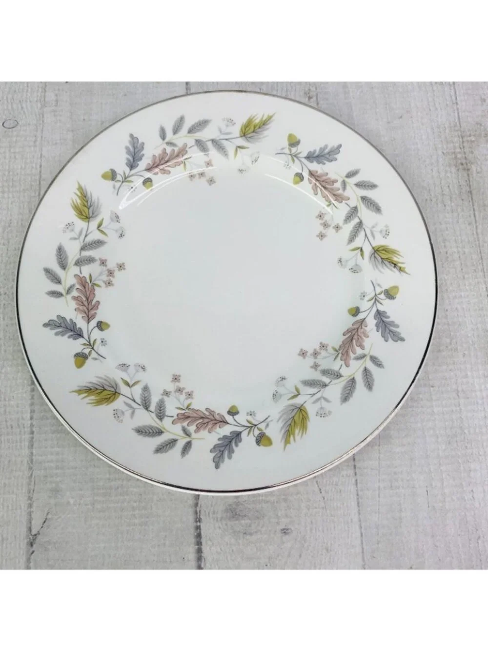 Johnson Brothers LYNTON OLDER SNOWHITE Floral England Lunch Salad Plates Set 5